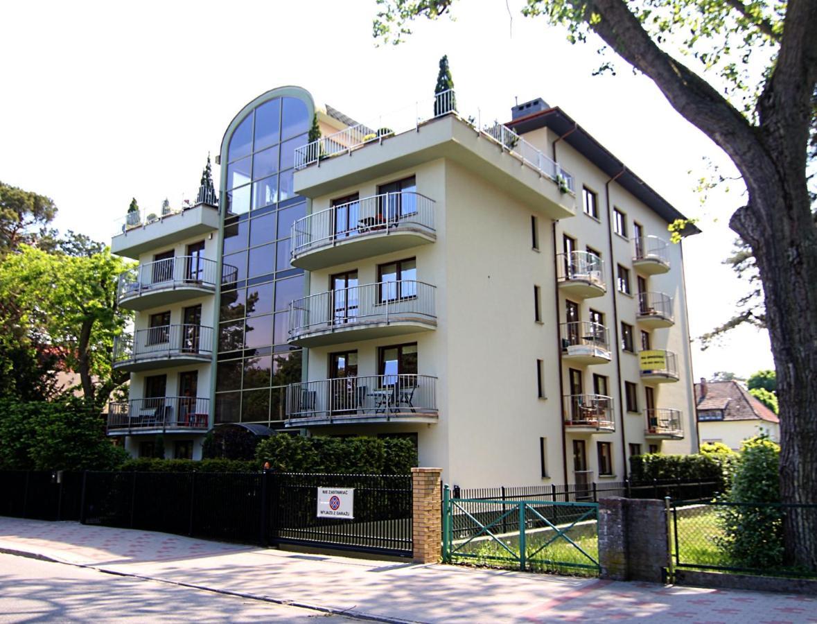 Apartamenty Swinoujscie - Apartament Wiosenny Rezydencja Zeromskiego Exterior photo